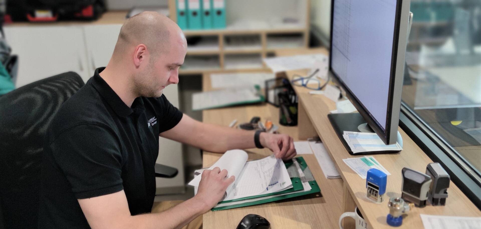 Skladník náhradních dílů pro zemědělskou techniku